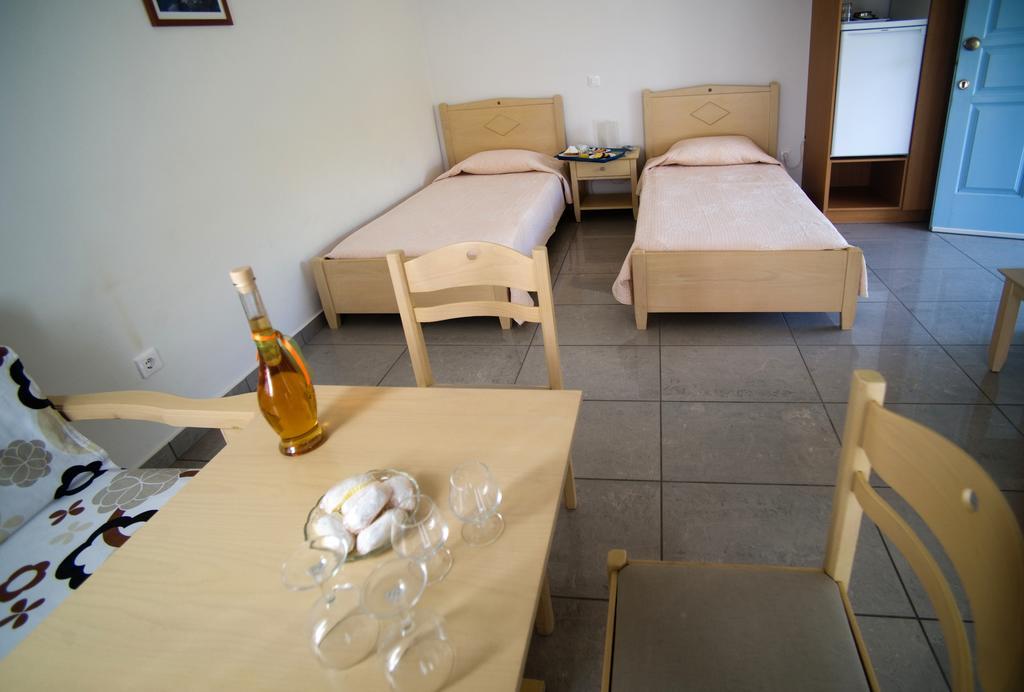 Aiolos Hotel Menites Ngoại thất bức ảnh